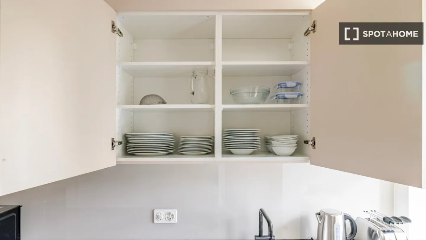 Apartment for rent - Photo 4 of 15