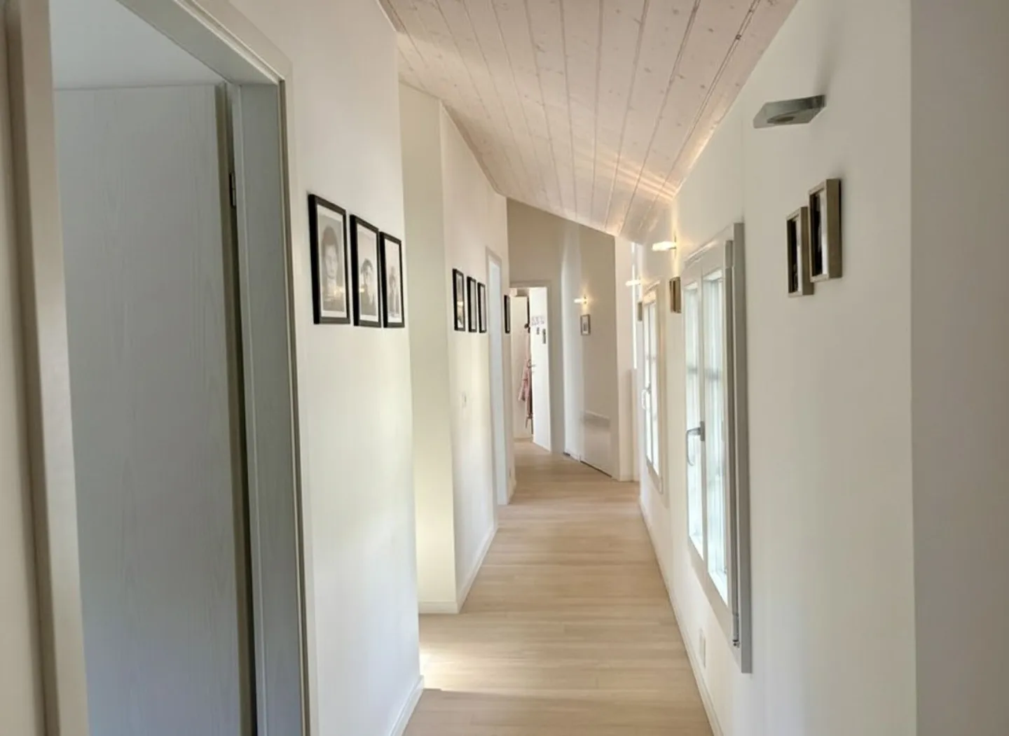 A Gingins, charming property on the edge of the forest, intimacy and elegance 10 minutes from Nyon - Photo 15 of 18