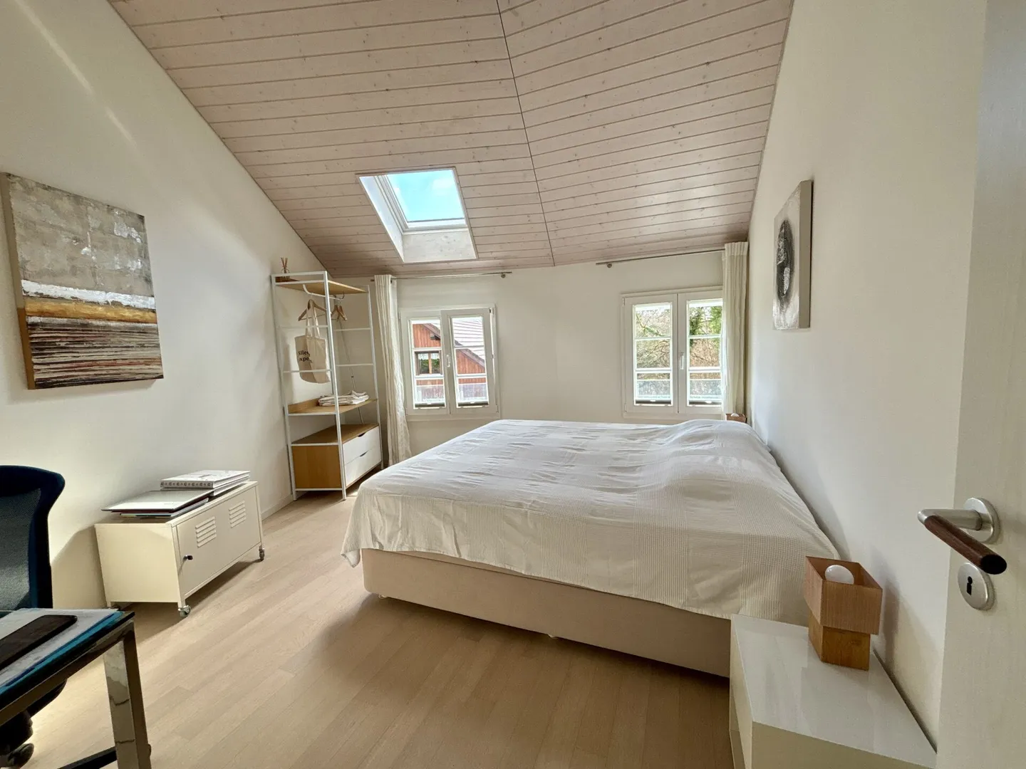 A Gingins, charming property on the edge of the forest, intimacy and elegance 10 minutes from Nyon - Photo 16 of 18