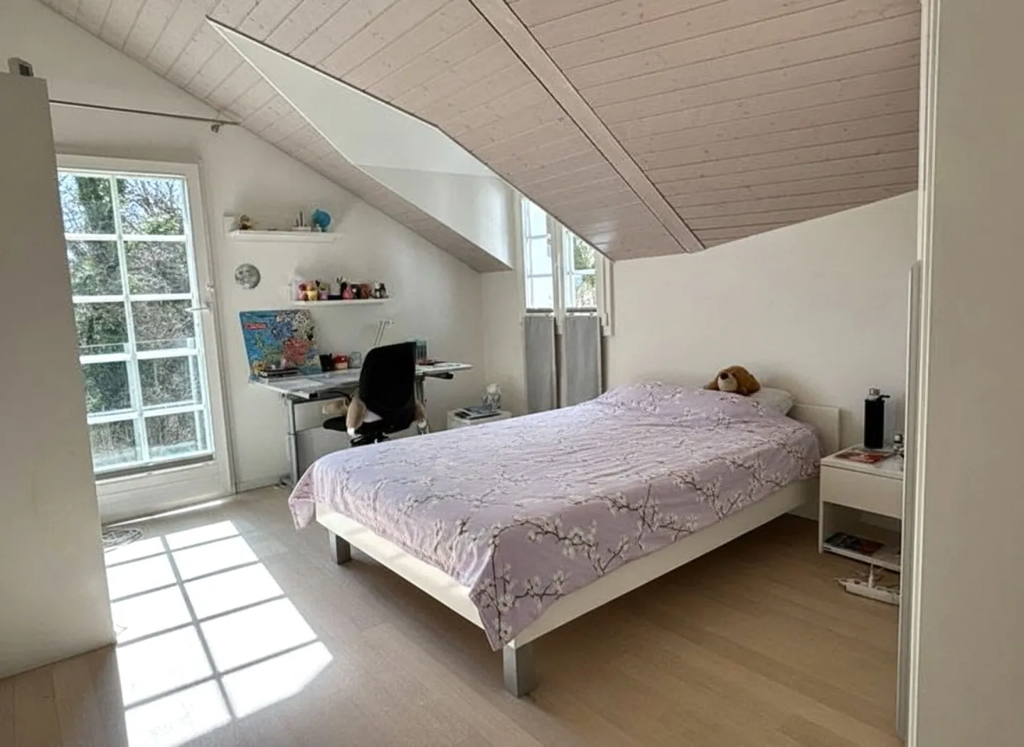 A Gingins, charming property on the edge of the forest, intimacy and elegance 10 minutes from Nyon - Photo 14 of 18