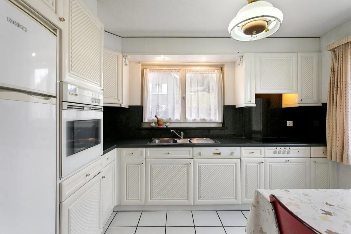 «Gepflegtes Doppeleinfamilienhaus an ruhiger und zentraler Lage» - Foto 11 von 13