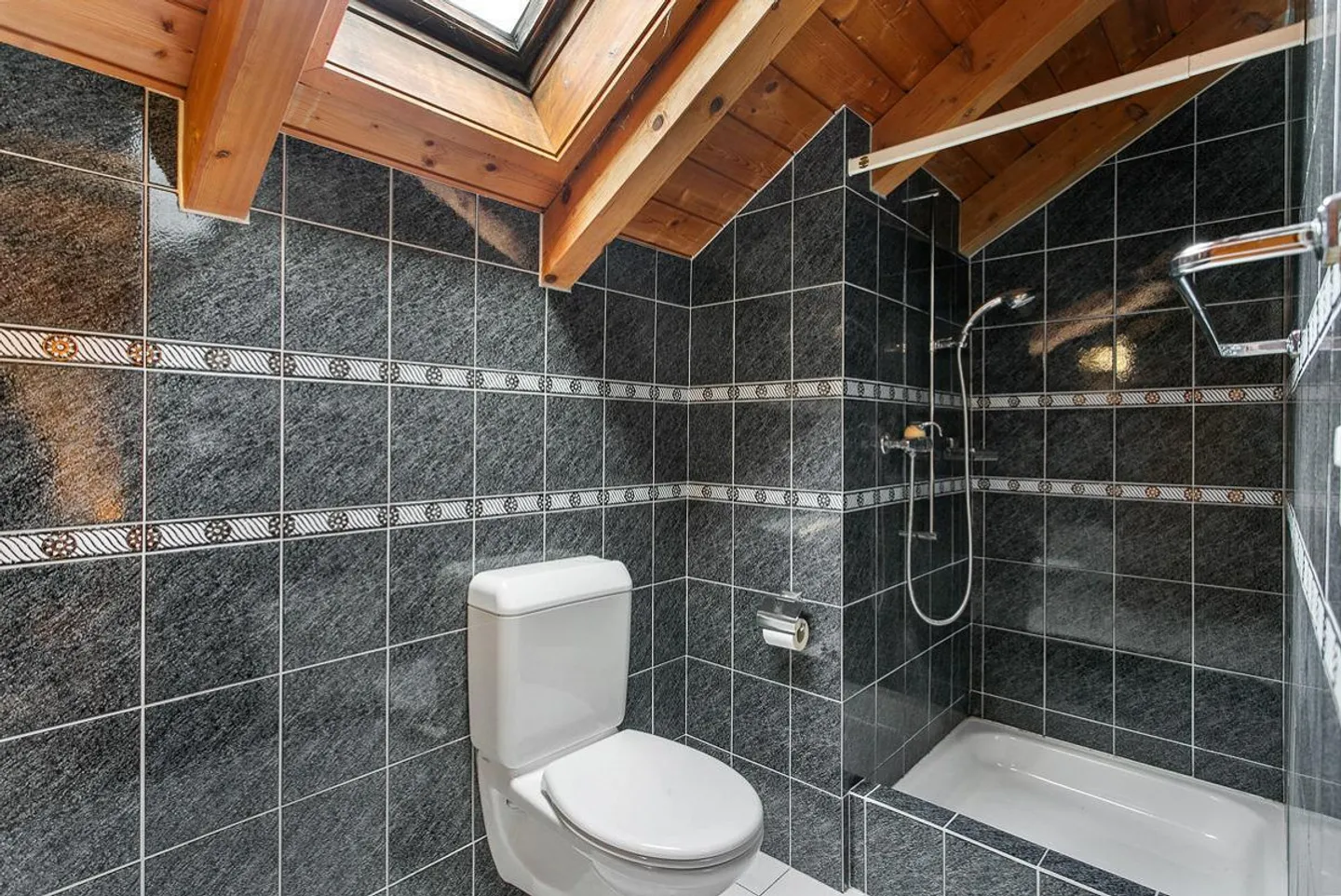 «Gepflegtes Doppeleinfamilienhaus an ruhiger und zentraler Lage» - Foto 12 von 13