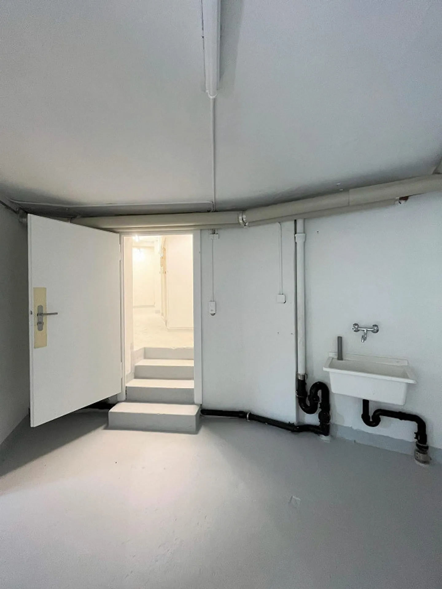 Spazio di stoccaggio nel centro di Zurigo - Foto 3 di 4