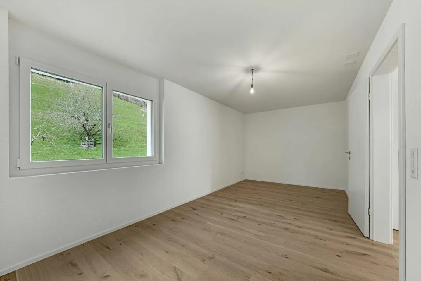 Moderne Doppelhaushälfte mit Sicht - Foto 7 von 20