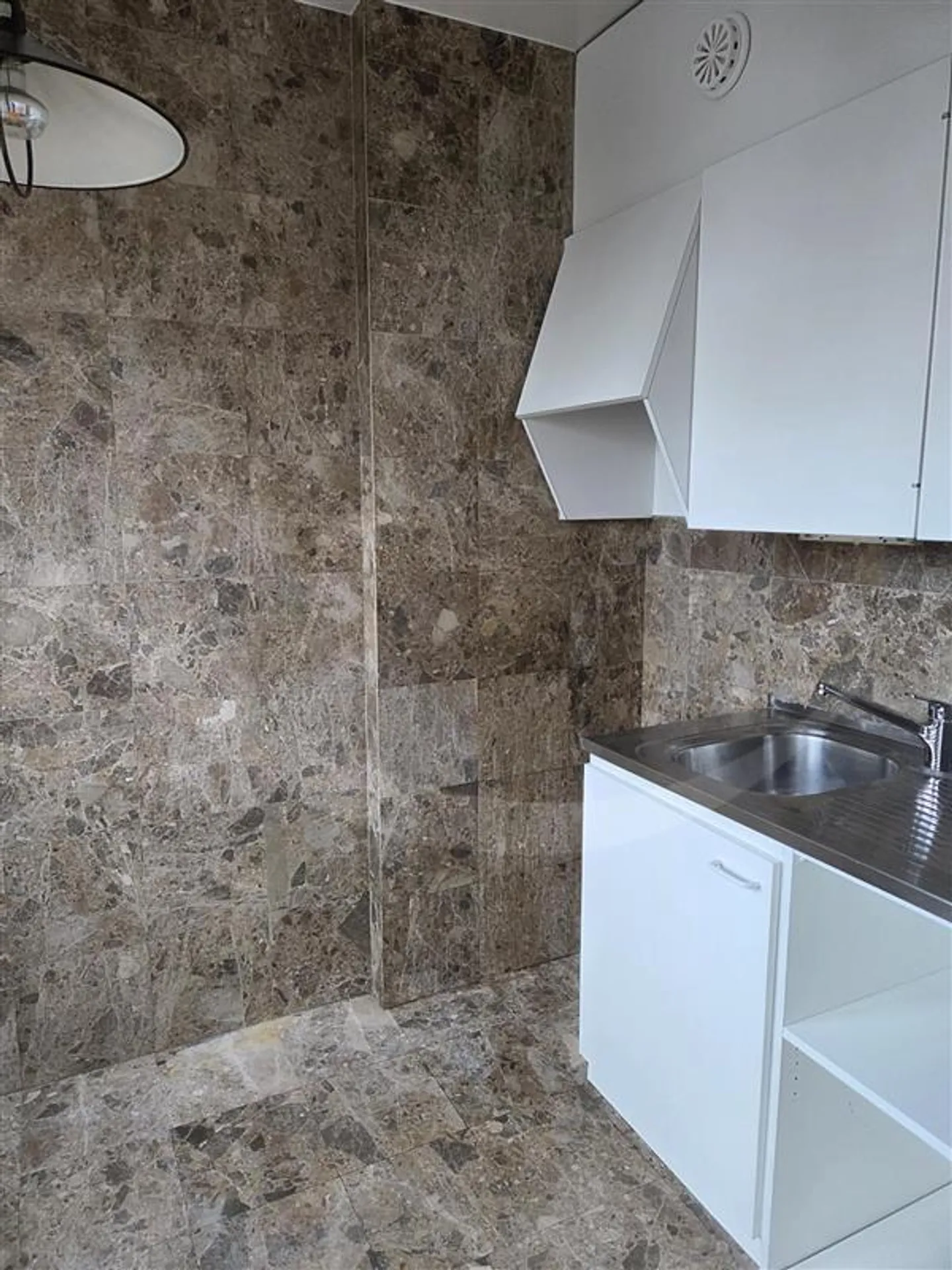 Rue de Lyon 85, 2-room apartment - Photo 3 of 6