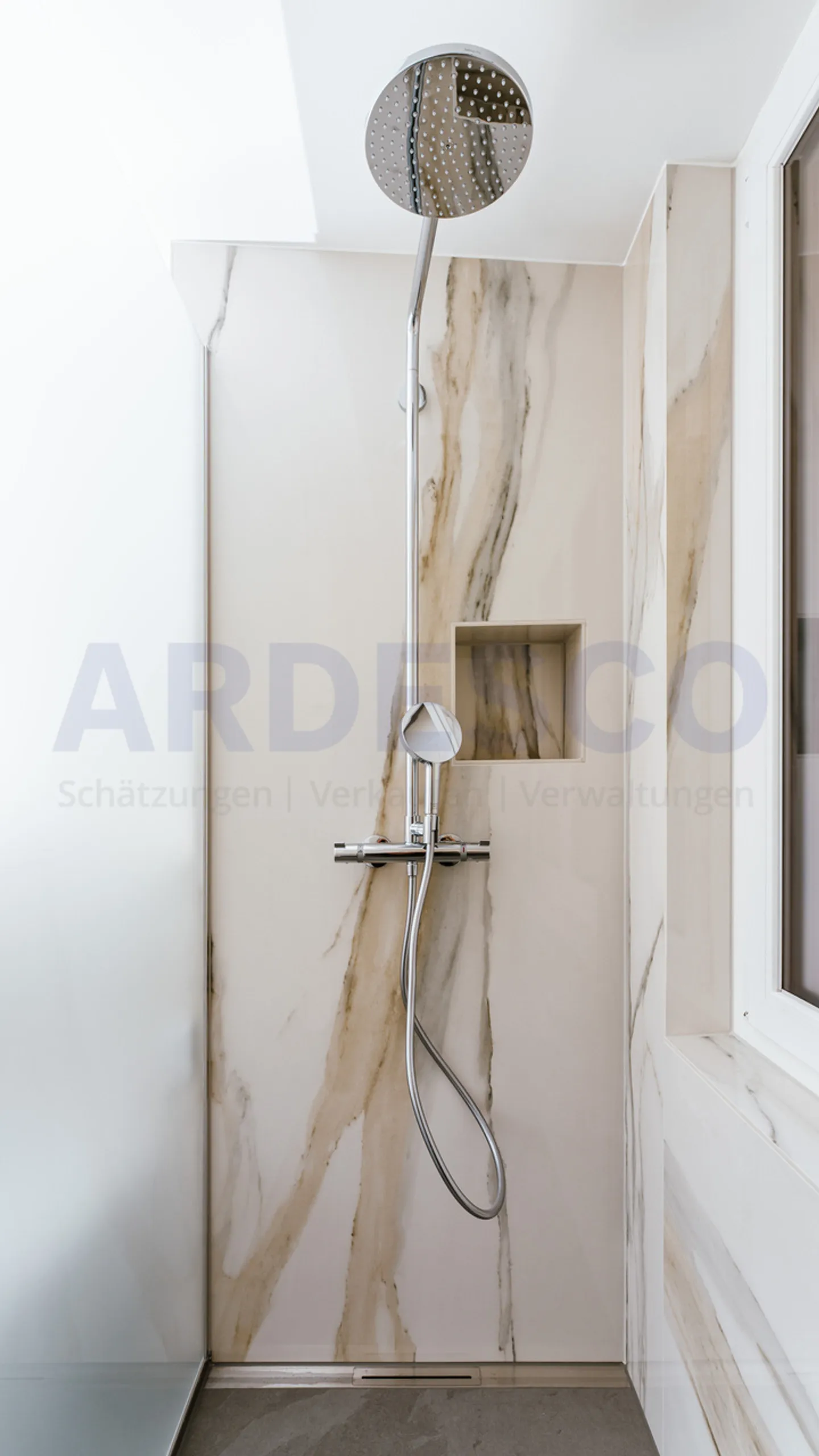 Aareblick & City Proximity – Available Immediately! - Photo 6 of 11