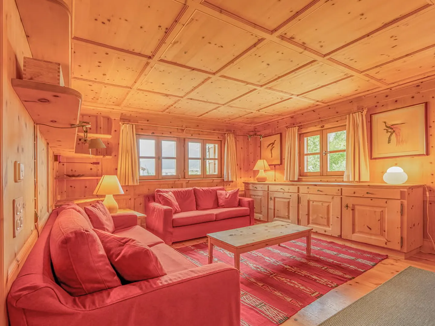 Authentic Alpine Luxury – Long-Term Holiday Rental - Photo 2 of 12