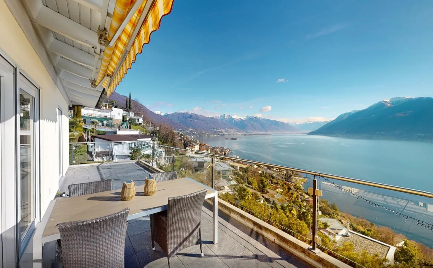 Casa Ernesto: Chalet di Lusso al Lago - Foto 2 di 24