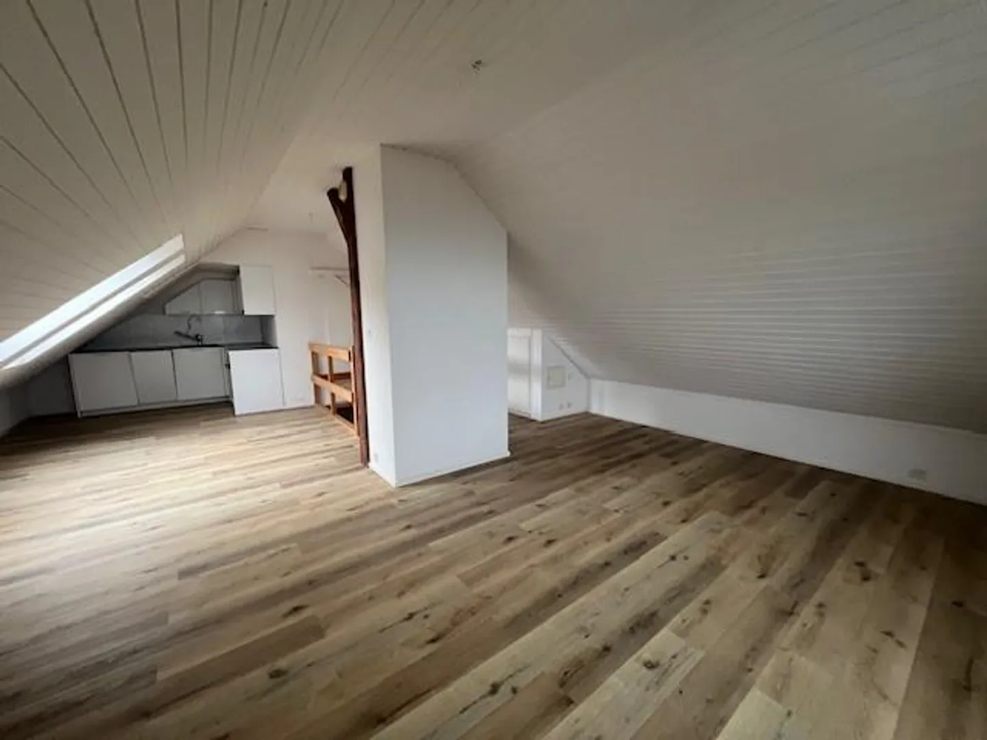 Studio mansardato completamente ristrutturato con vista mozzafiato - Foto 1 di 6