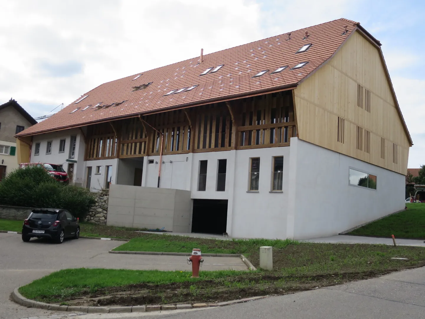 DA PRENDERE! Spazioso appartamento di 4.5 stanze con carattere - Foto 10 di 12