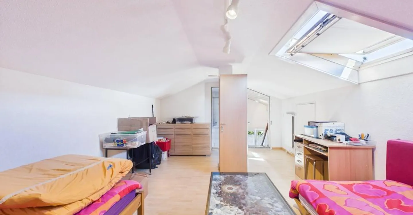 Zu verkaufen - Charmantes 5,5-Zimmer-Haus mit großem Garten in Delémont - Foto 12 von 12