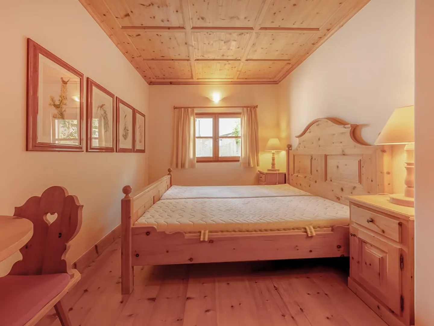 Authentic Alpine Luxury – Long-Term Holiday Rental - Photo 11 of 12