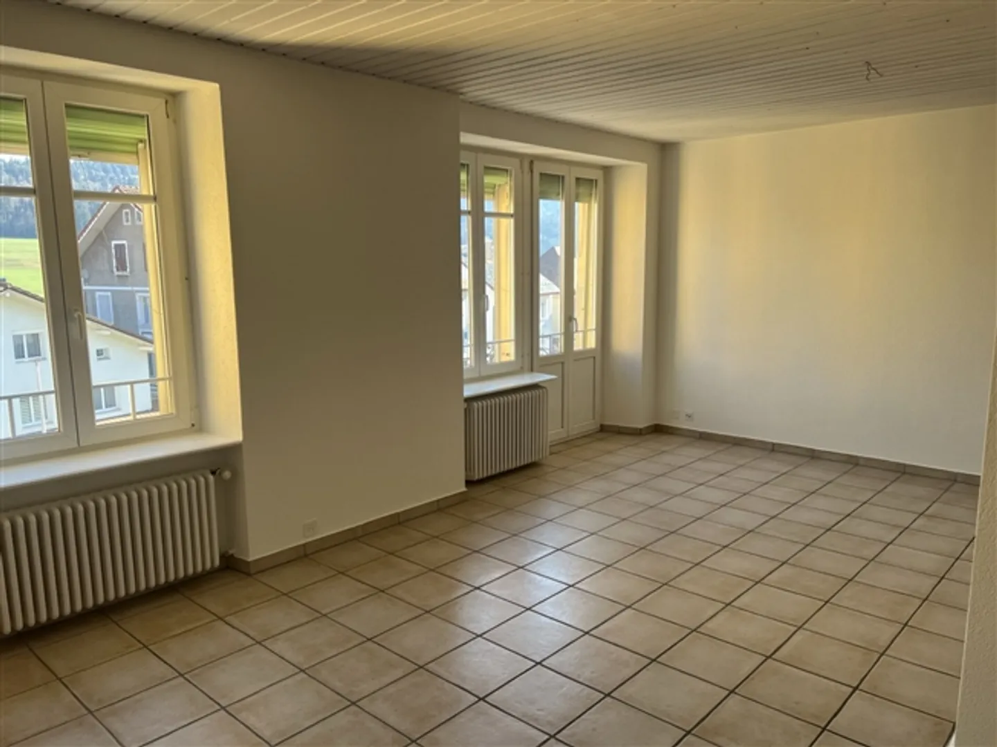 «Tramelan, geräumige und helle 3,5-Zimmer-Wohnung mit Balkon» - Foto 4 von 11
