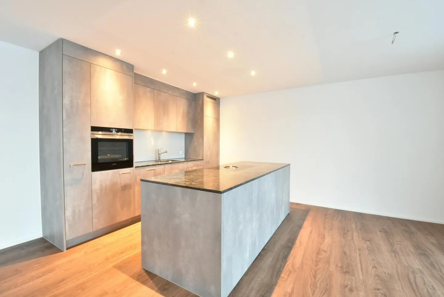 Charming Apartment with Terrace - Photo 1 of 13