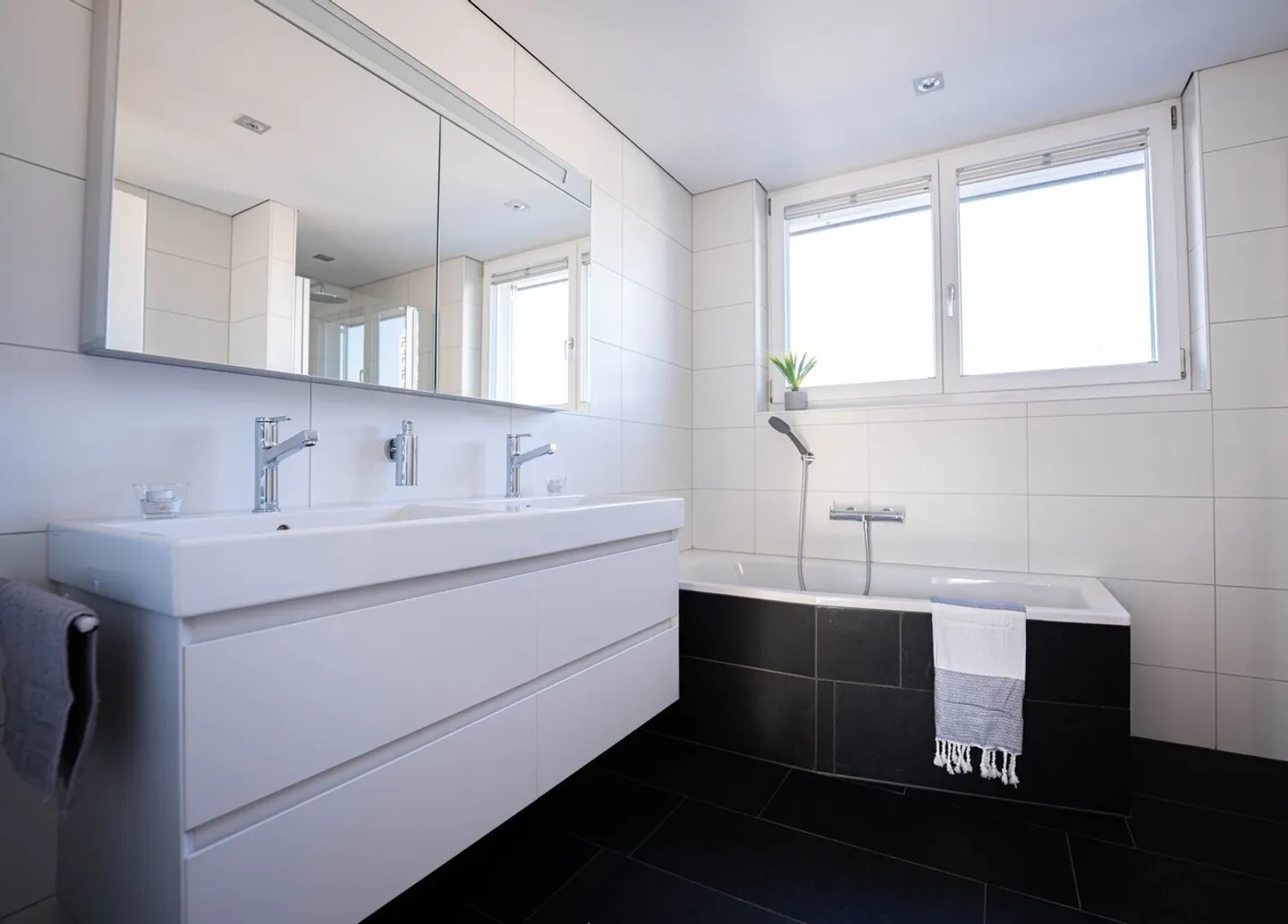 Penthouse for rent - Photo 8 of 13
