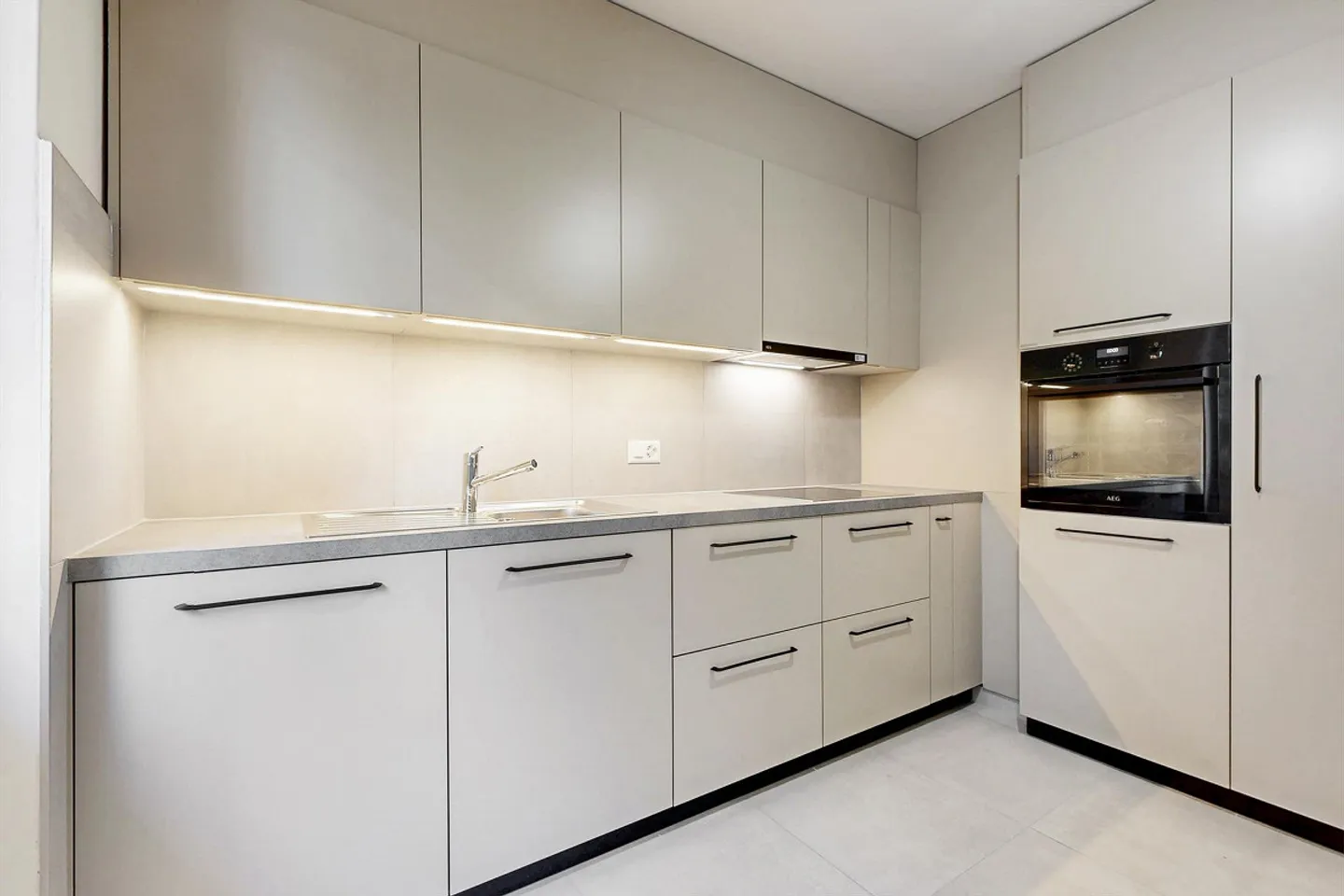 Accommodation with private garden - Photo 3 of 11