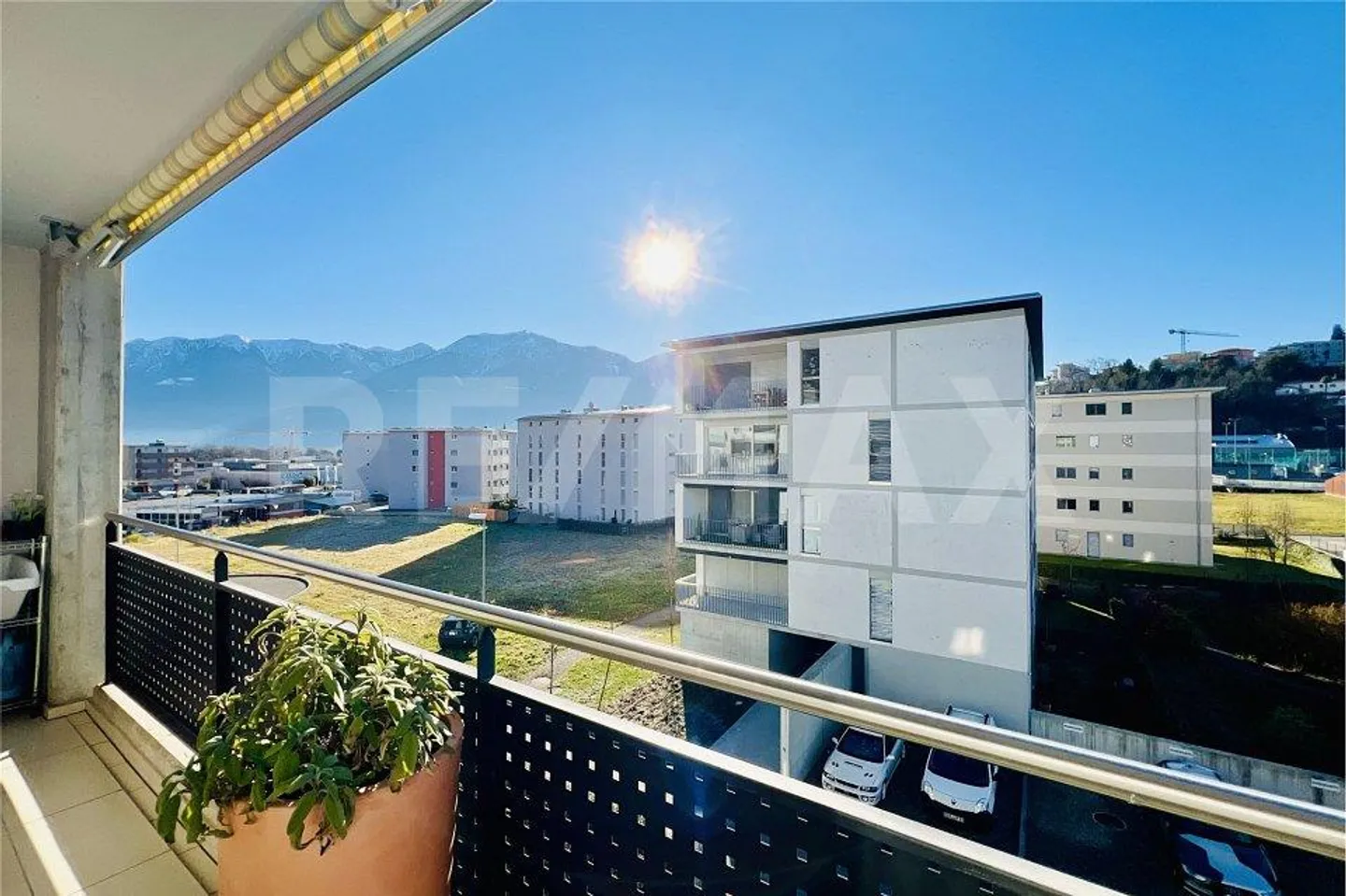 Appartamento luminoso e spazioso di 4.5 locali - Foto 4 di 13