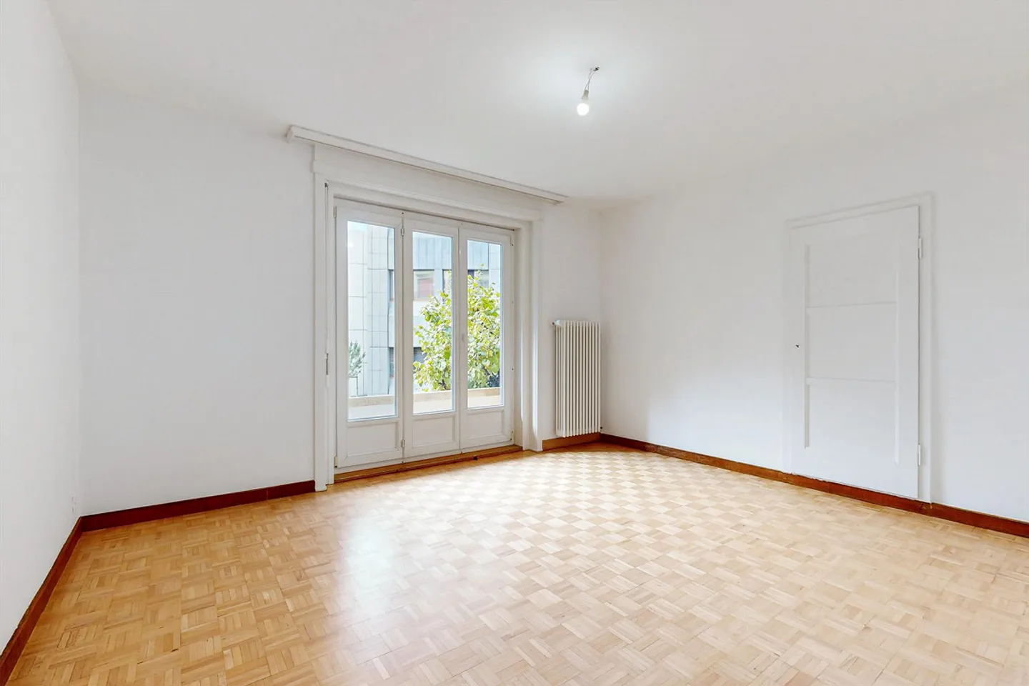 Accommodation with private garden - Photo 4 of 11