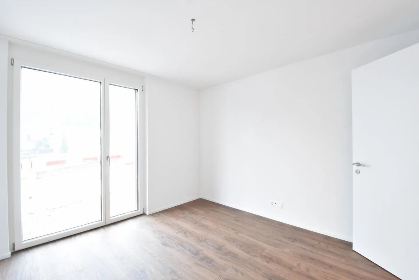 Charming Apartment with Terrace - Photo 10 of 13