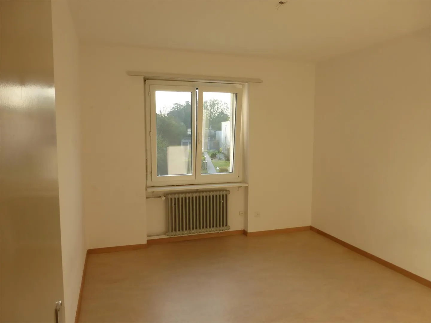 Ruhiges Wohnen am Stadtrand von Solothurn - Foto 9 von 12