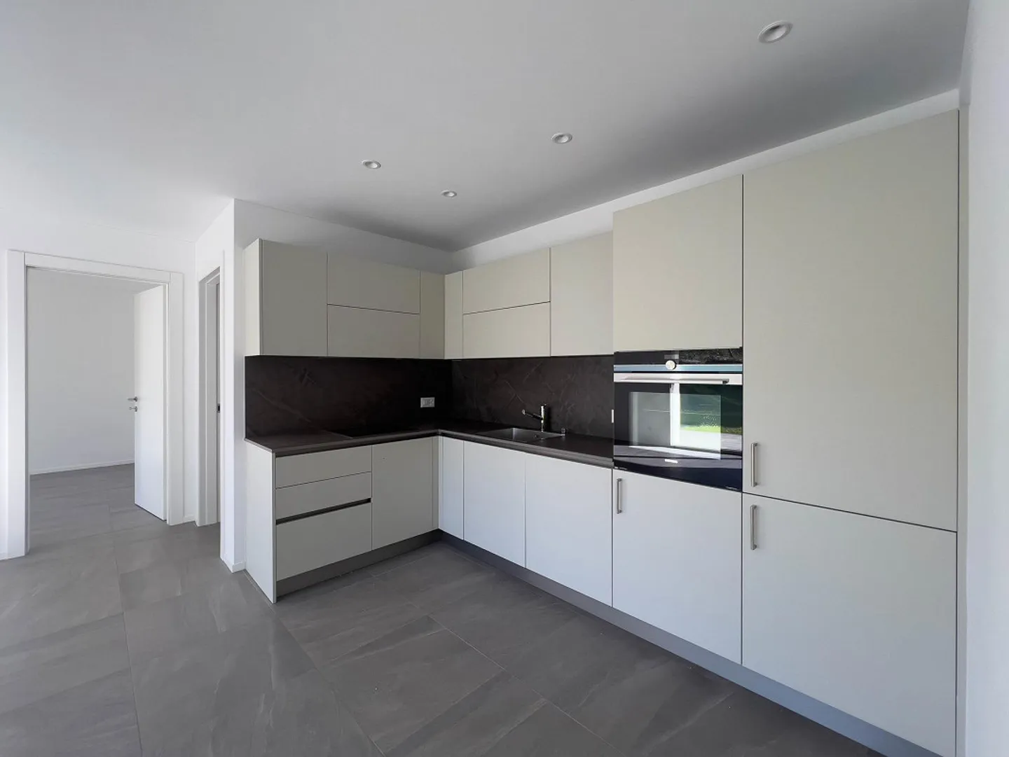 Modernes Apartment mit Garten - Foto 5 von 10