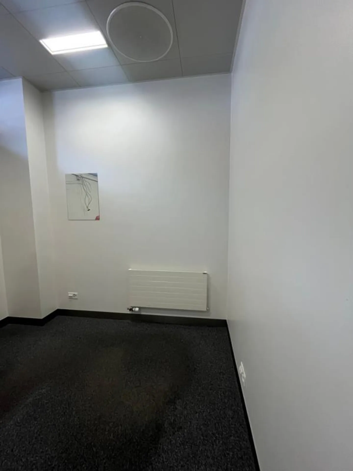 Massima visibilità - lo spazio perfetto per la tua attività! - Foto 7 di 9