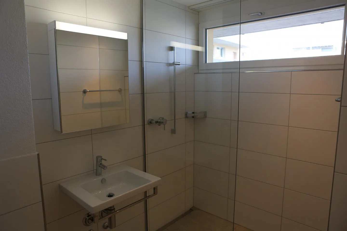 Moderne 3.5 Zimmer Wohnung - Foto 6 von 6