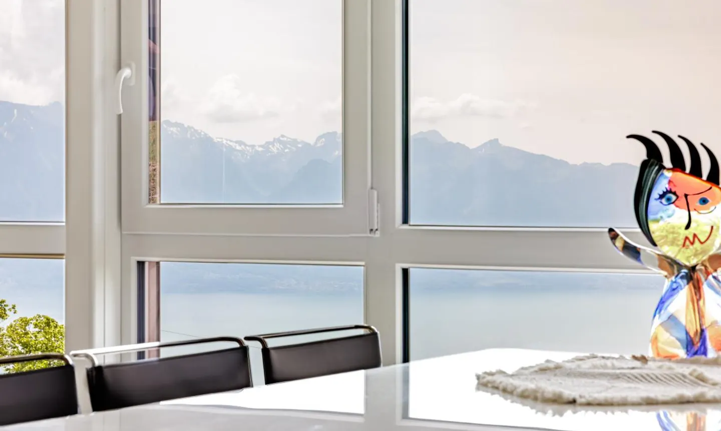 Maison de Luxe Exceptionnelle avec Vue sur le Lac - Photo 10 sur 13