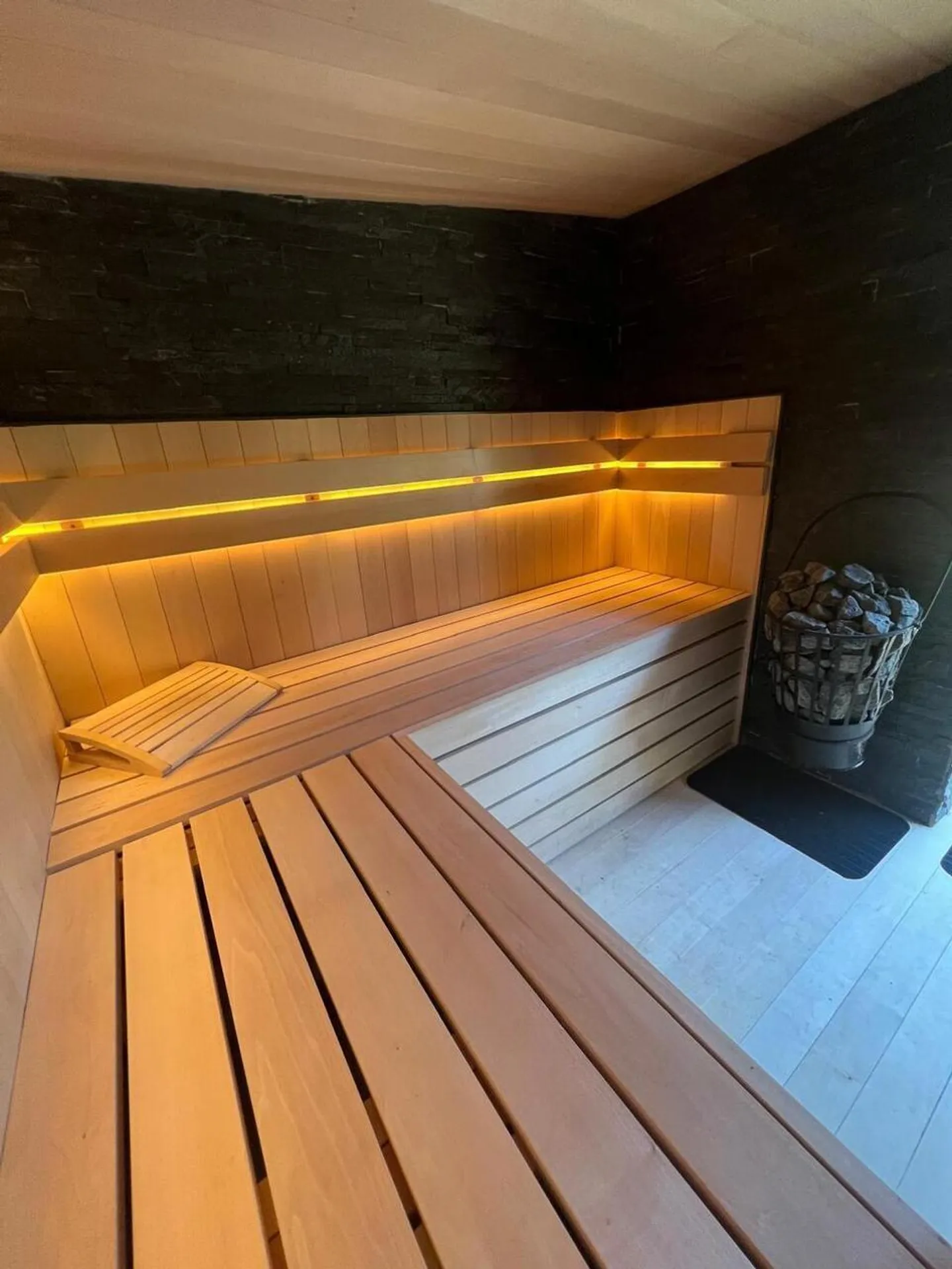 Im Herzen von Genf, in einem Paradies, Villa mit 7 Zimmern zu verkaufen. Grundstück 1416 m2 - Foto 5 von 9