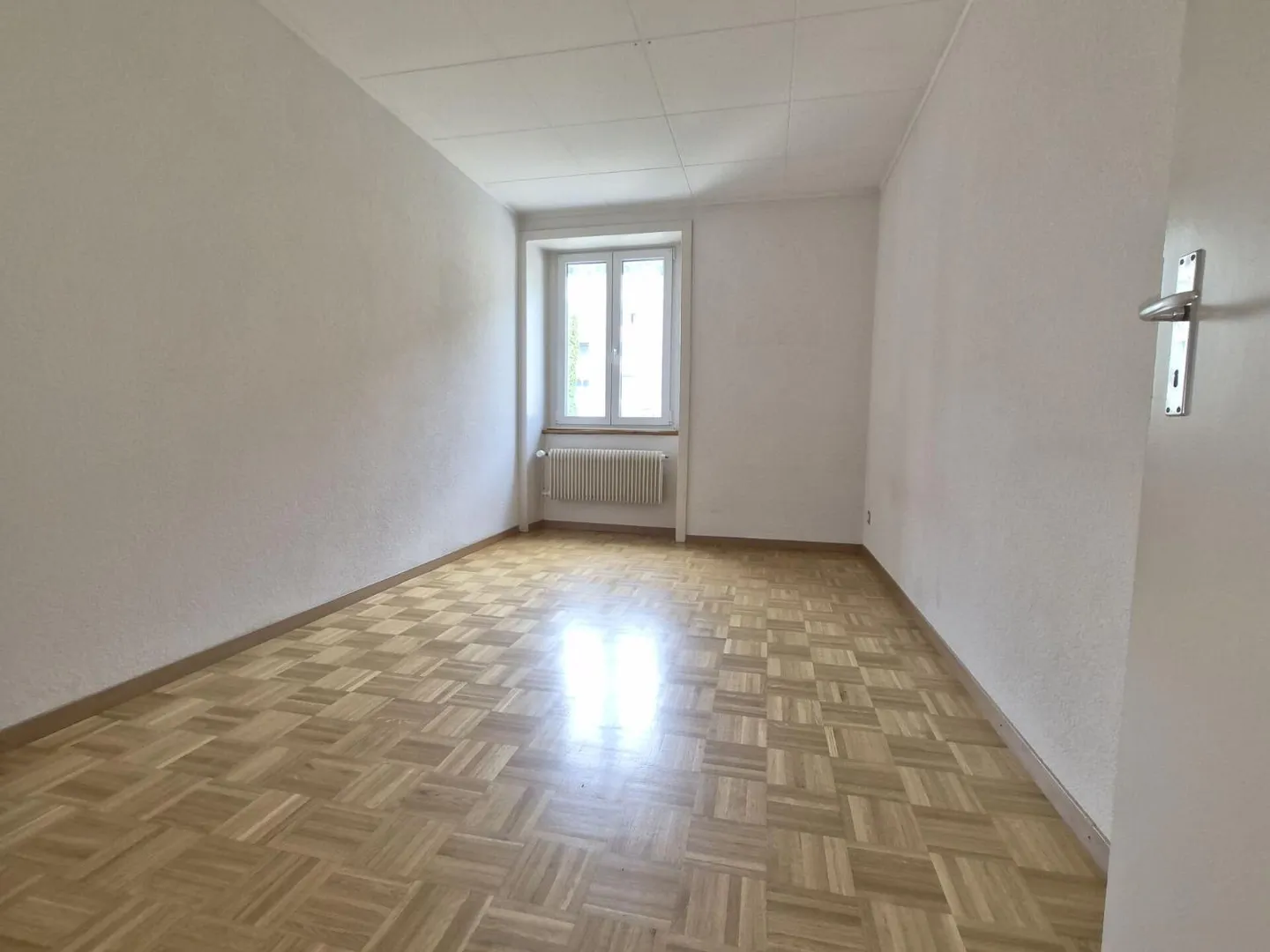 Appartement avec 3,5 pièces au 2ème étage - Photo 6 sur 8