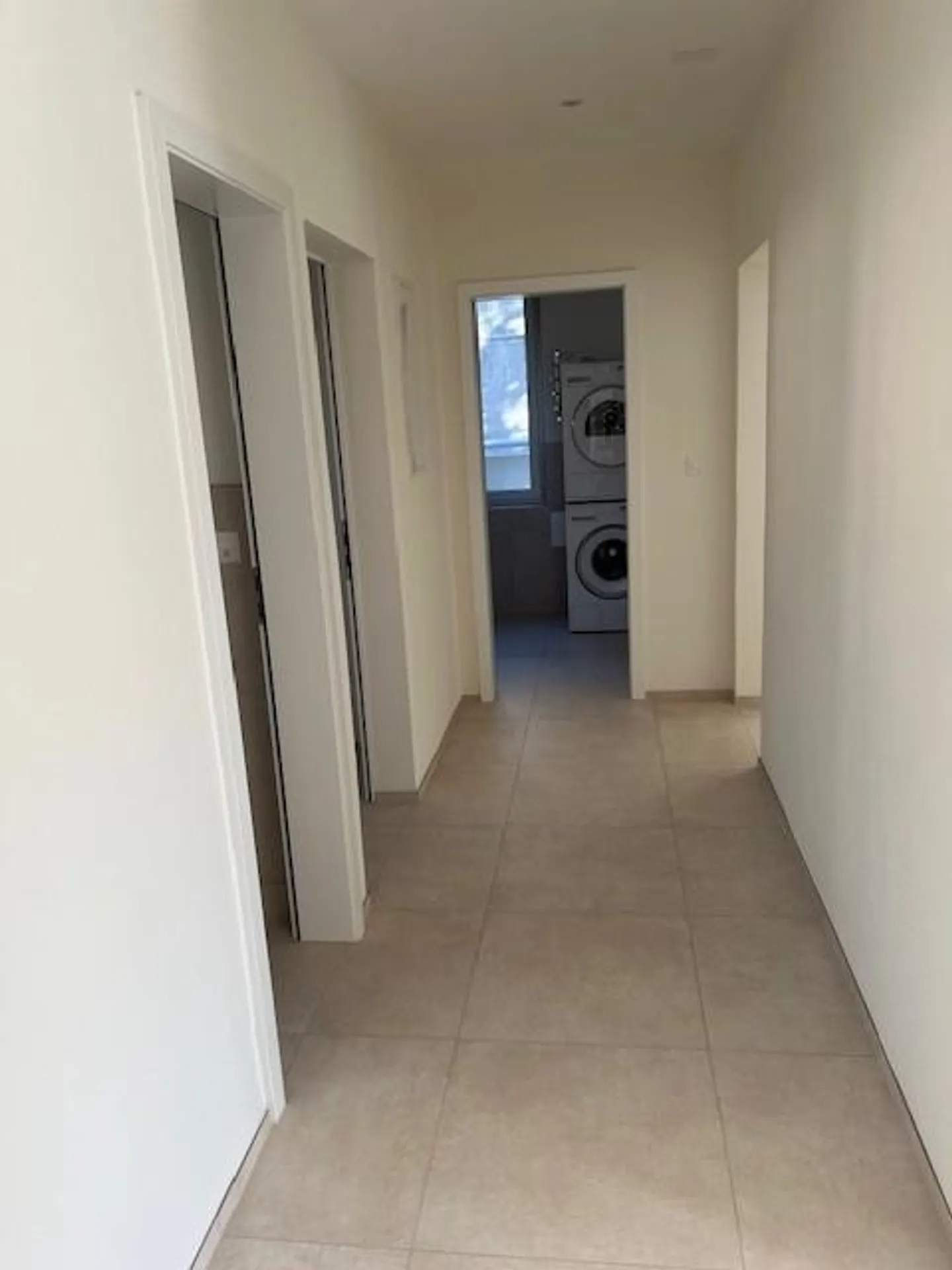 Appartement moderne de 3,5 pièces avec beaucoup de confort à Pratteln - Photo 12 sur 13