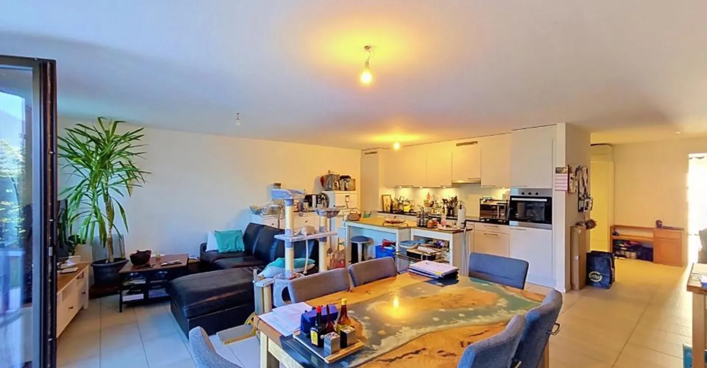 Bel Appartement avec Jardin - Photo 4 sur 13