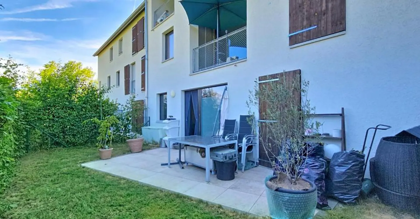 Bel Appartement avec Jardin - Photo 2 sur 13
