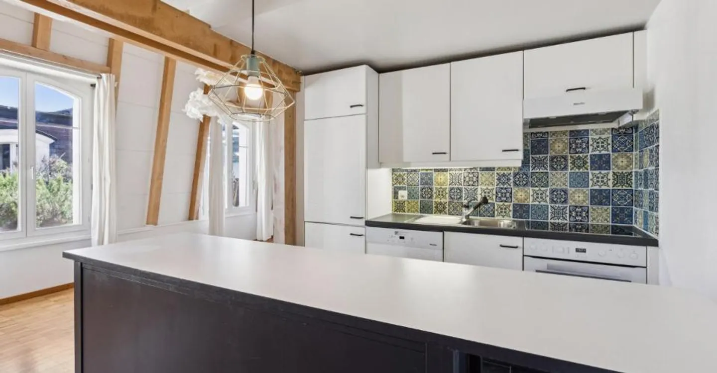 Superb apartment with mezzanine - Photo 6 of 9