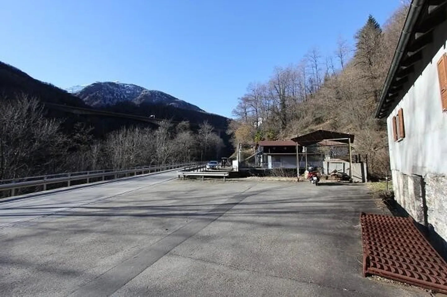 Incantevole casa di 3 locali con bosco - Foto 5 di 12