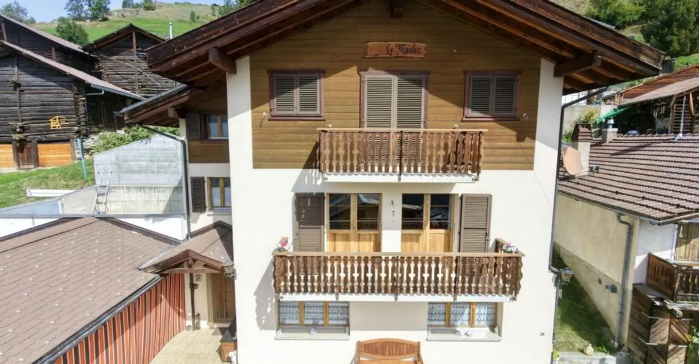 5.5-room house on 3 levels with large terrace in St-Martin - Photo 7 of 12