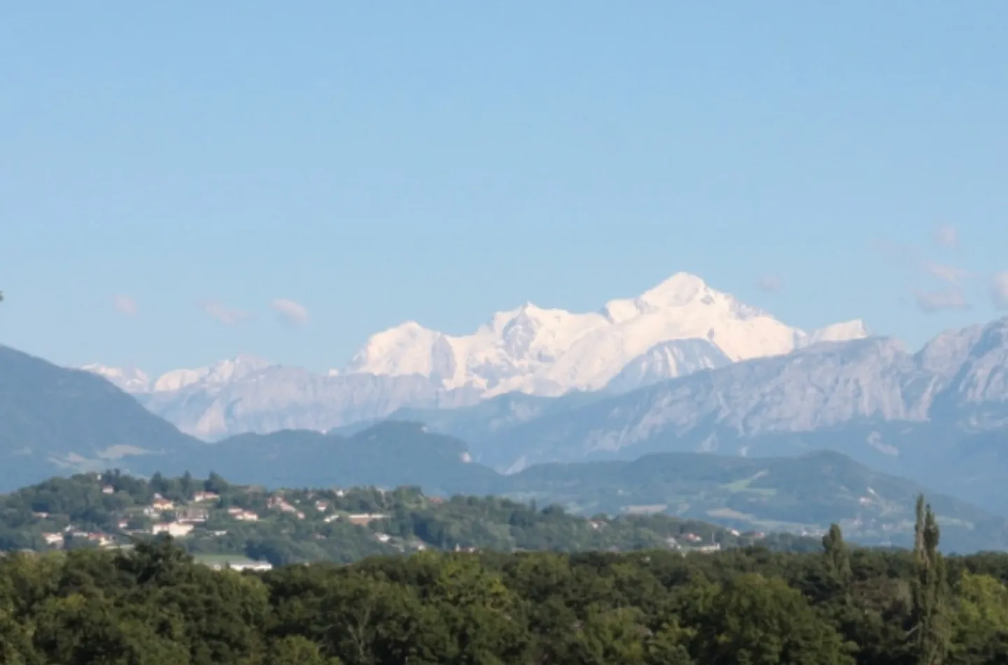 House with terrace 11 rooms - Photo 2 of 2