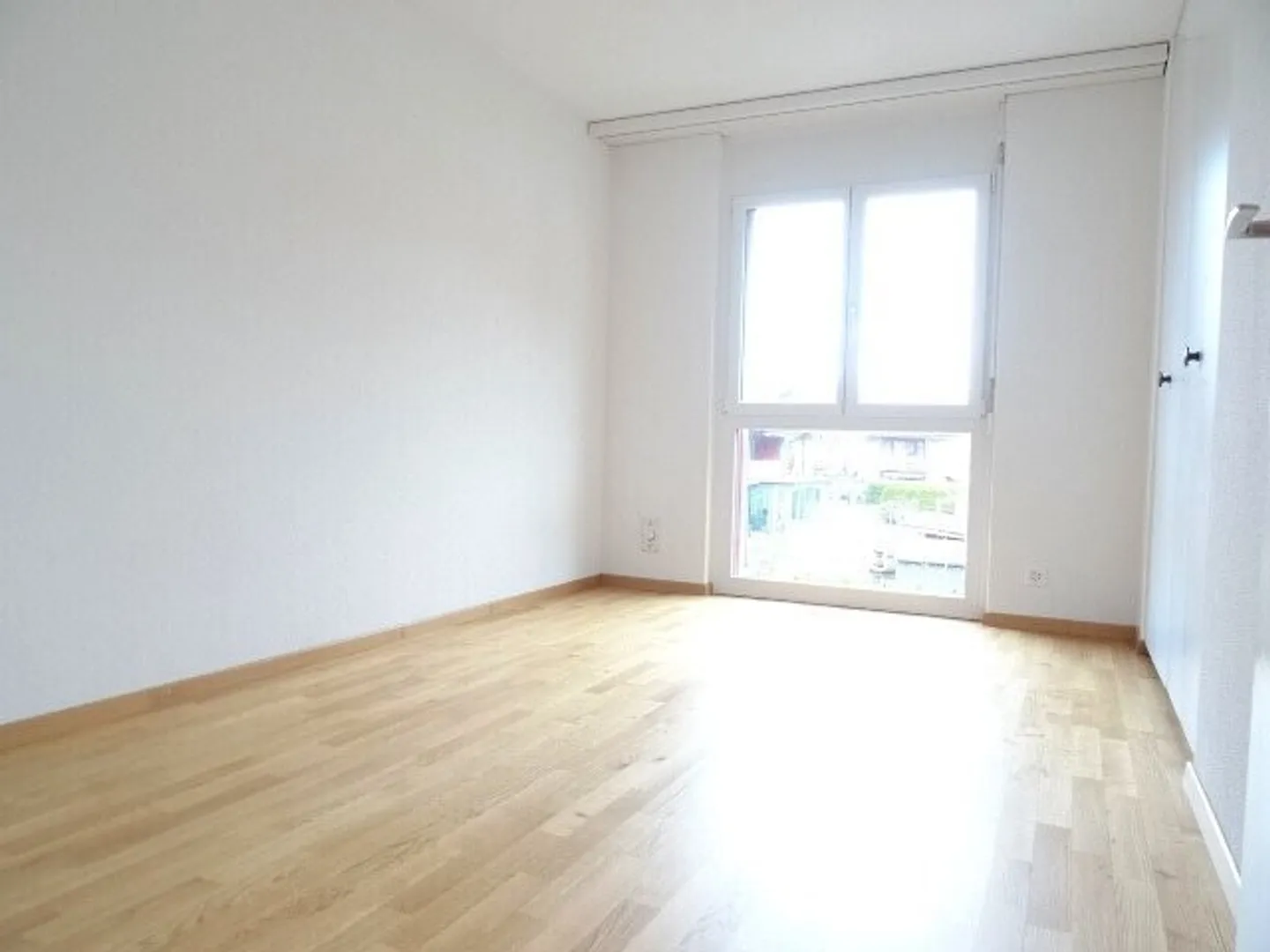 Modern 4.5-room apartment on the 2nd floor with 99 m² - Photo 8 of 12