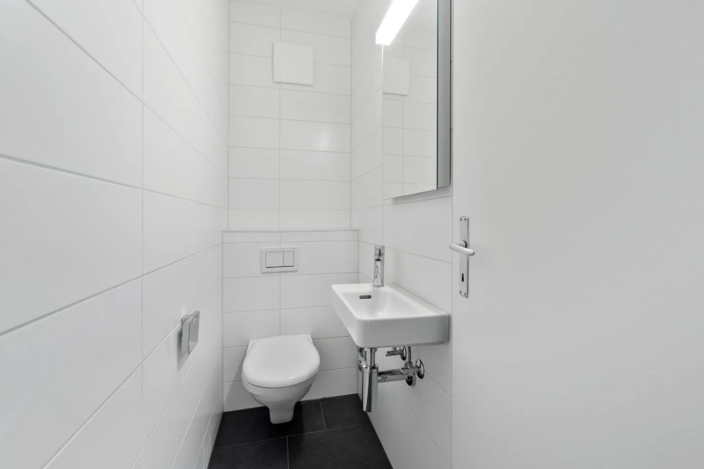 Ottimo appartamento di 3,5 locali disponibile immediatamente o su appuntamento - Foto 2 di 3