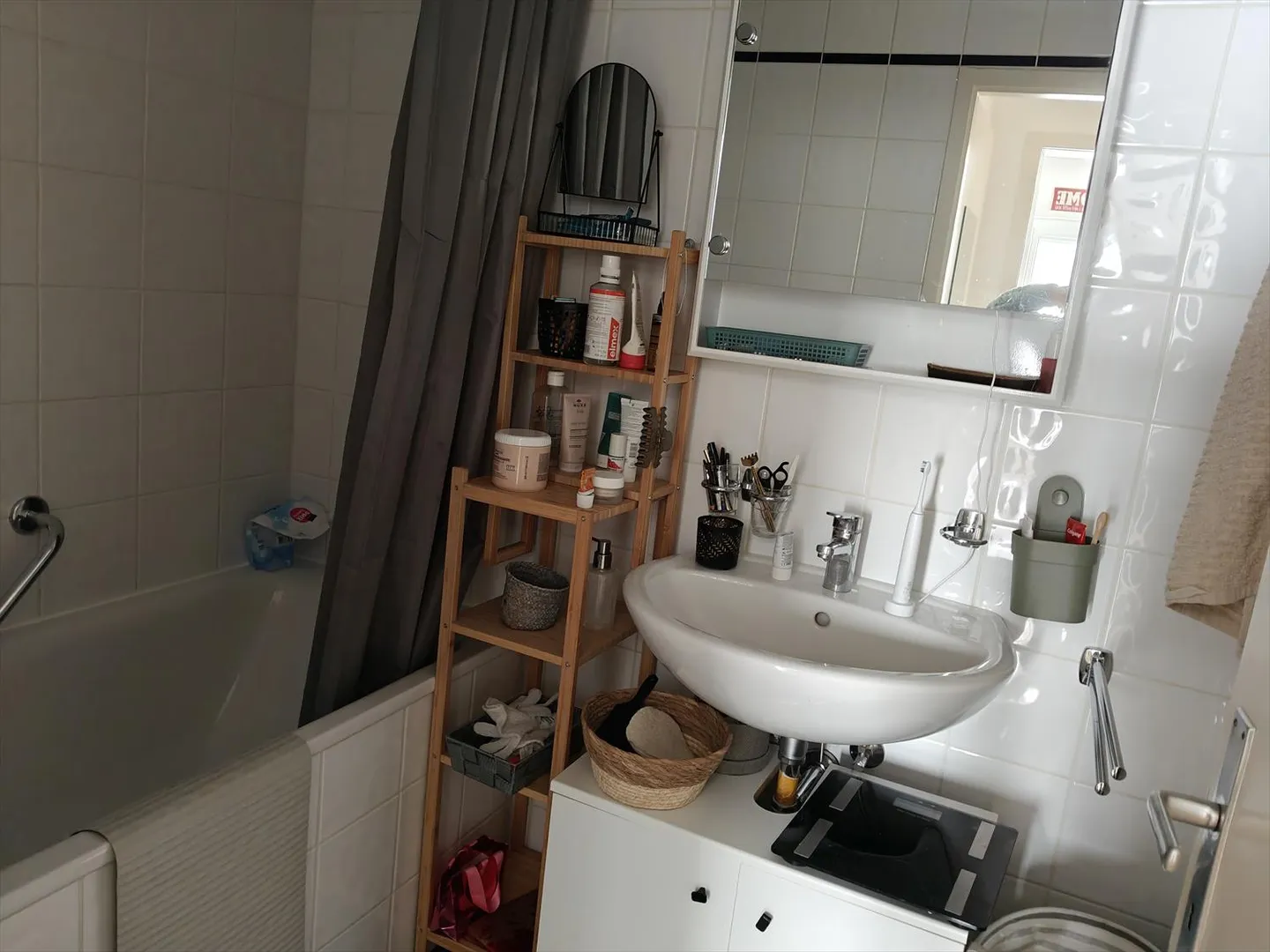 1.5 Room Apartment - Photo 3 of 4