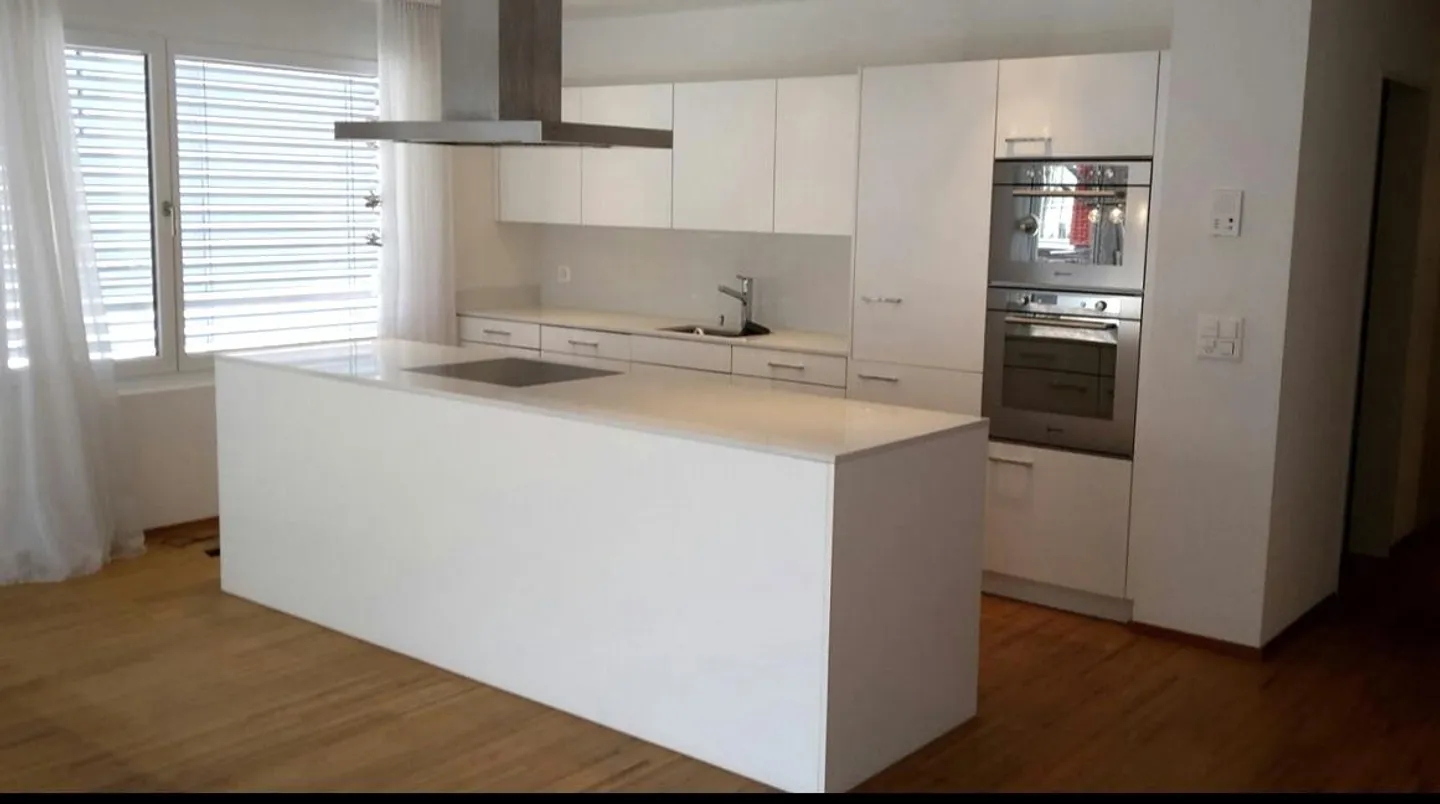 Appartement spacieux de 4 ½ pièces au cœur de Domat/Ems - Photo 4 sur 9