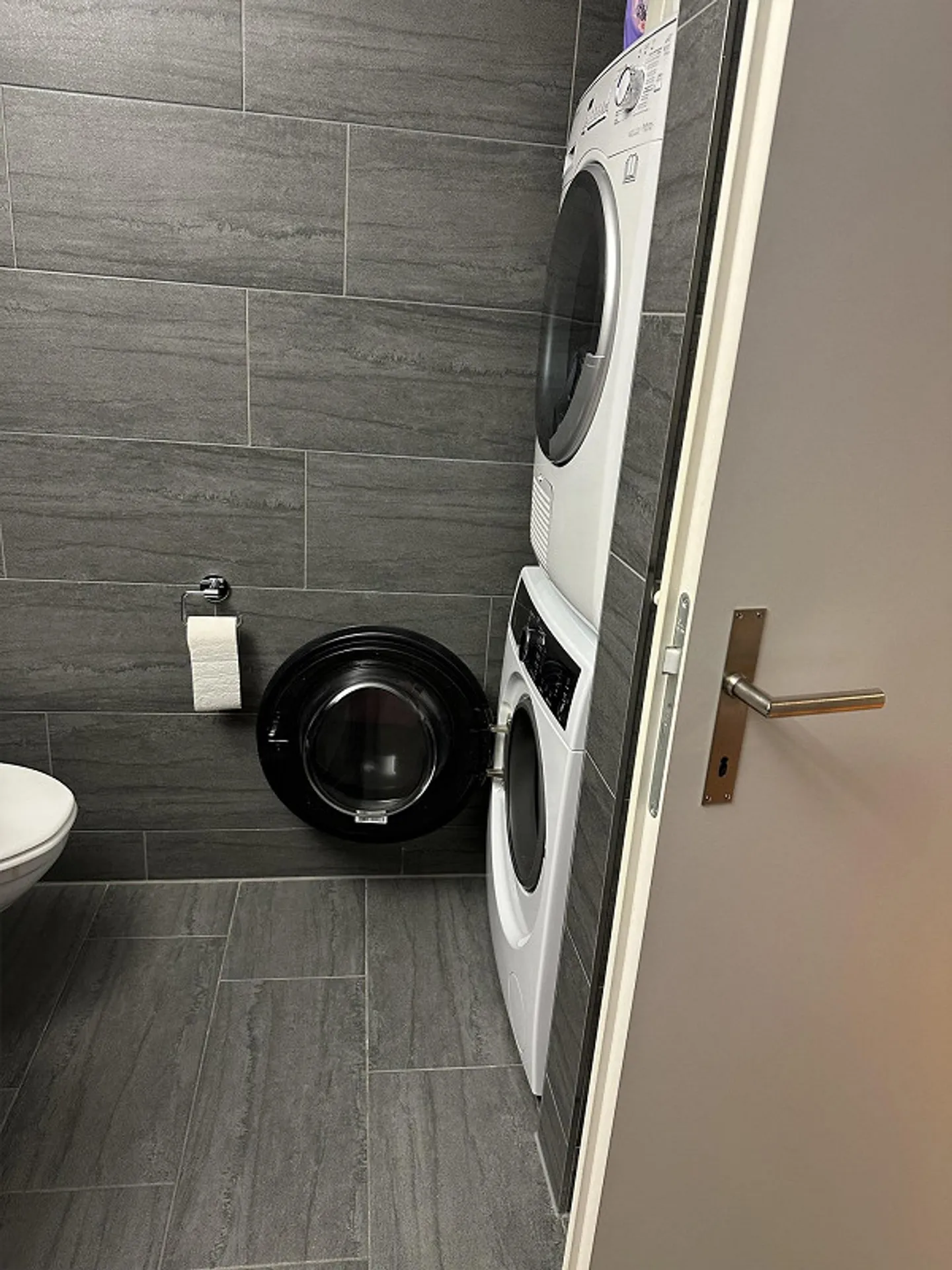 Appartement spacieux de 4 ½ pièces au cœur de Domat/Ems - Photo 8 sur 9