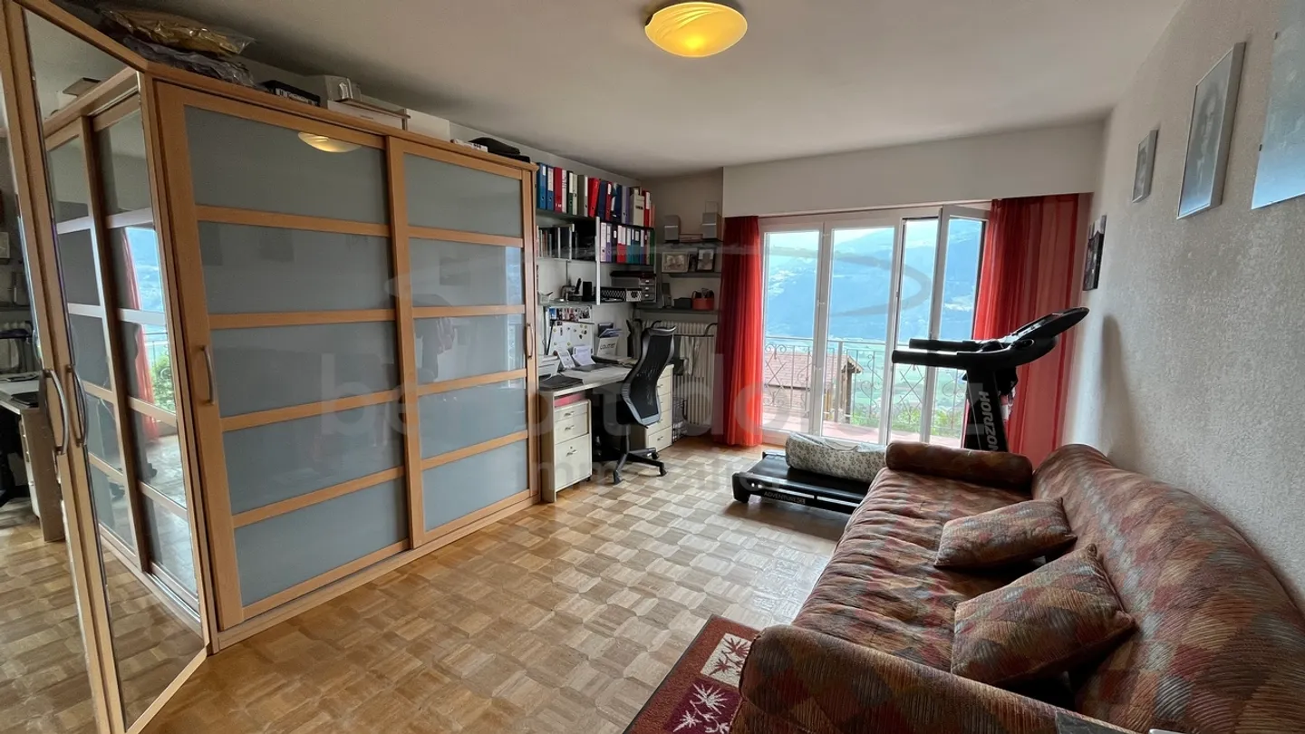 Schönes und großes 6,5-Zimmer-Haus - Foto 5 von 10