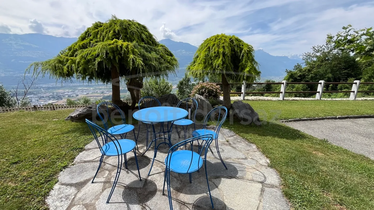 Schönes und großes 6,5-Zimmer-Haus - Foto 9 von 10