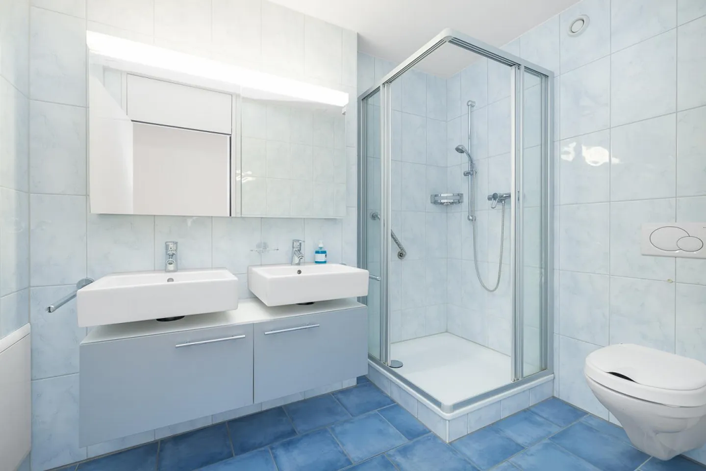 Emplacement résidentiel central - Photo 6 sur 9