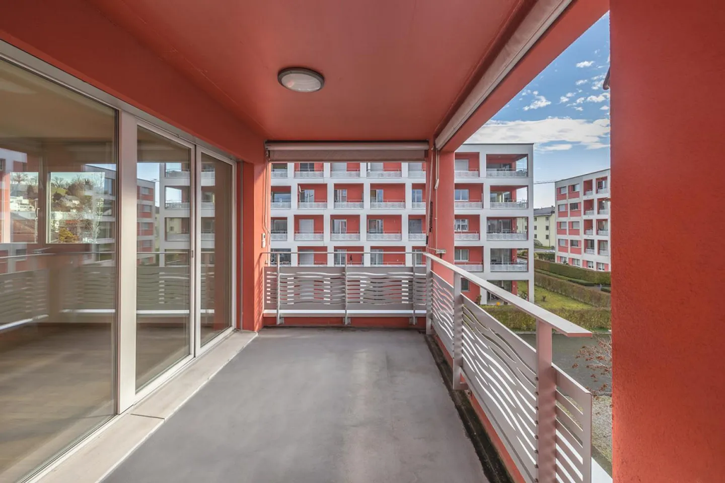 Emplacement résidentiel central - Photo 7 sur 9