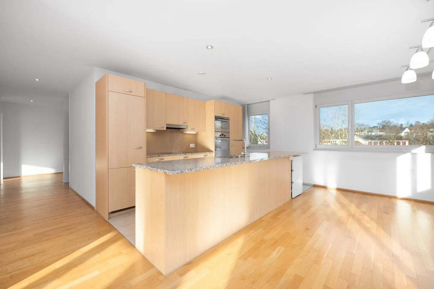 Emplacement résidentiel central - Photo 2 sur 9