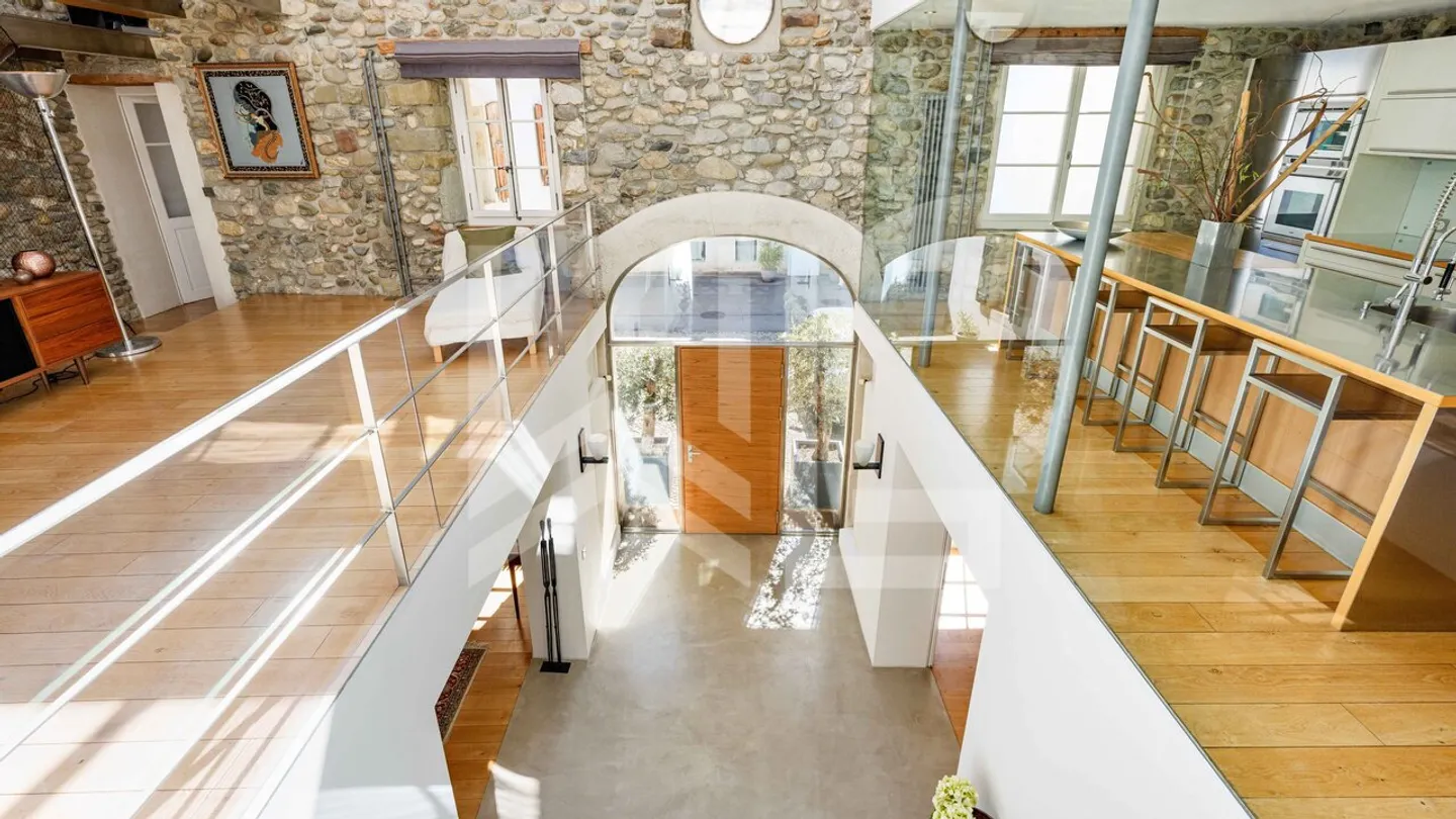 Maison Loft Architecturale Unique - Photo 3 sur 23
