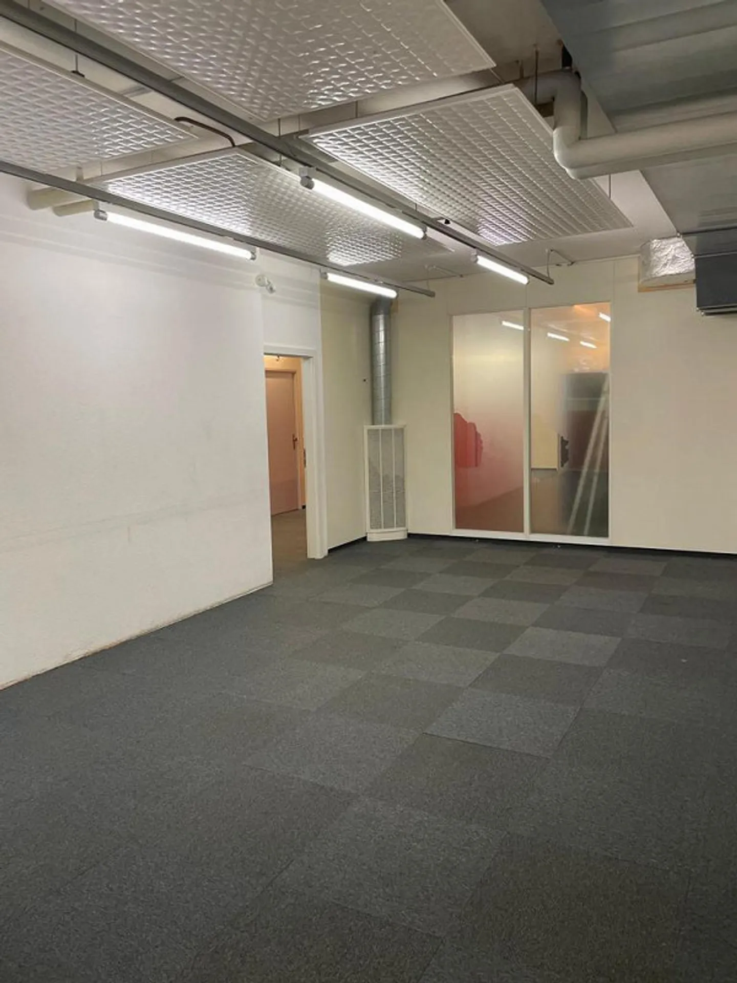 Il tuo nuovo ufficio nell'area Carba a Liebefeld - Foto 4 di 8