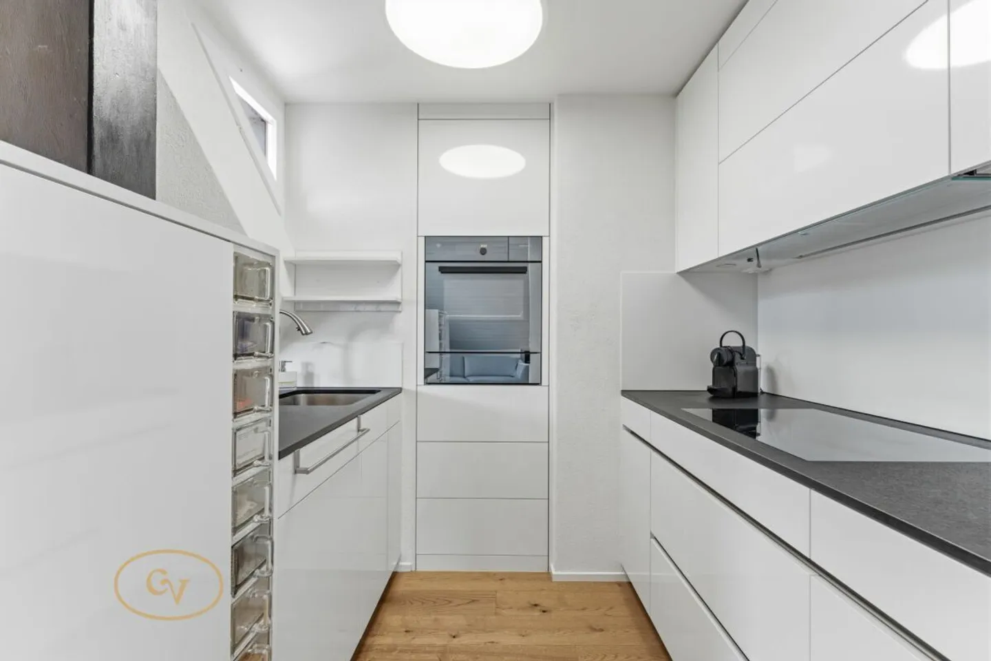 Sunny maisonette apartment with charm in the heart of Sins - Photo 6 of 33